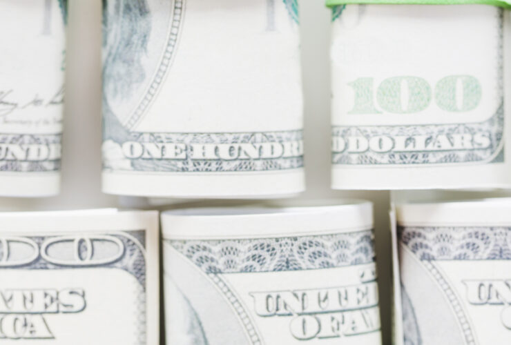 Dodatkowe przychody USA z cel za pierwszy okres wyniosly 30 mld dol