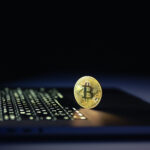 Regulator nakazuje Fannie i Freddie rozwazenie kryptowalut w ocenach kredytowych