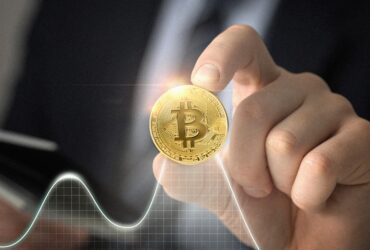 Bitcoin osiaga rekordowy poziom dzieki popytowi inwestorow instytucjonalnych