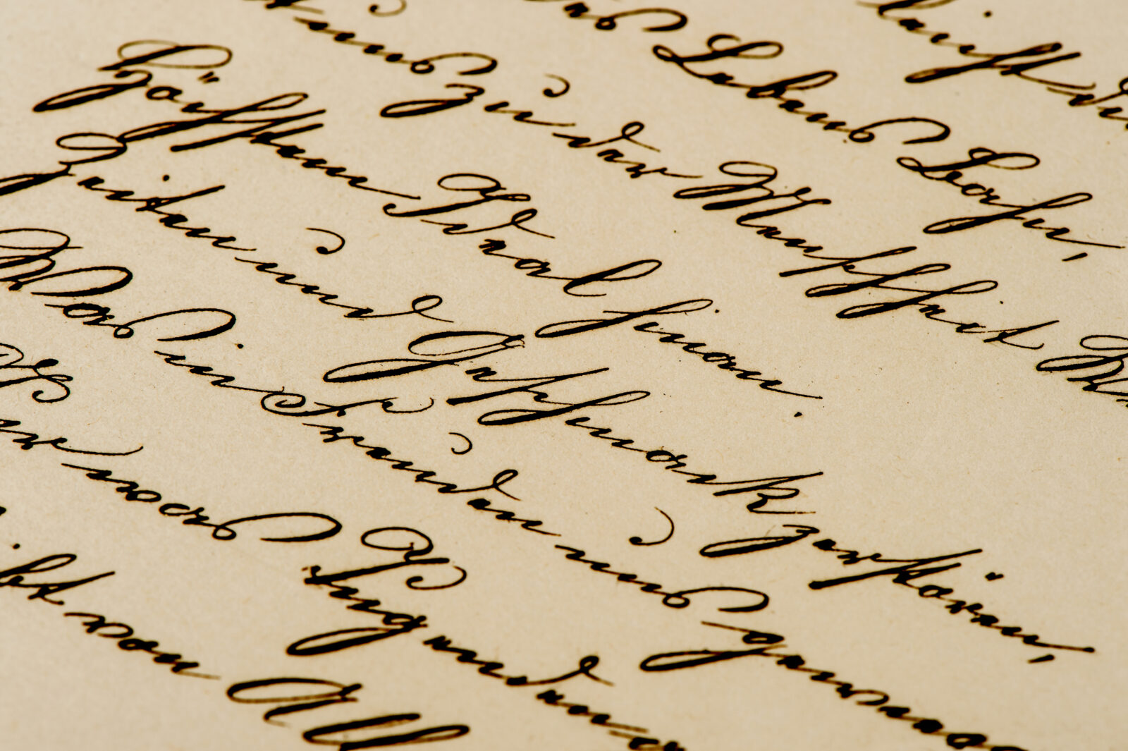 Donald Trump rozpoczal wysylanie listow w sprawie cel