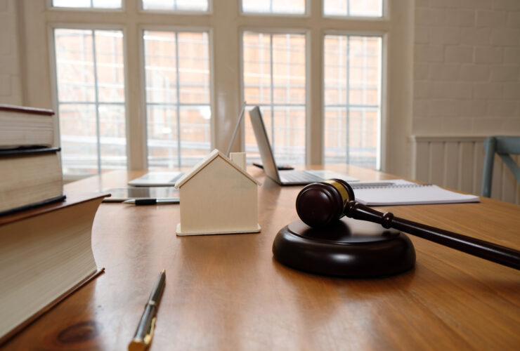 Los Angeles pozywa Airbnb za domniemane zawyzanie cen po pozarach lasow