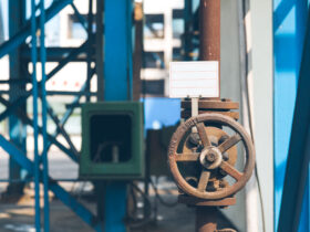 OPEC przyspiesza wzrosty produkcji ropy naftowej. Doda 548 tys. barylek dziennie w sierpniu