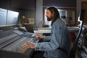 Oferta Universal na Downtown za 775 mln dolarow zostala objeta unijnym dochodzeniem antymonopolowym