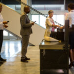 Pracownicy brytyjskich lotnisk dostaja premie za wykrywanie zbyt duzego bagazu w easyJet