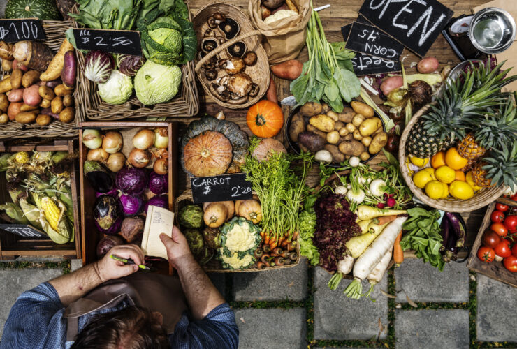 W czerwcu ceny podstawowych produktow o niemal 6 proc