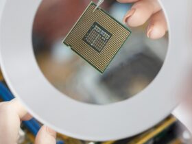 Trump chce wiecej transakcji takich jak Intel co niepokoi spolecznosc biznesowa