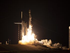 SpaceX kupuje pasmo czestotliwosci od EchoStar za 17 mld dolarow