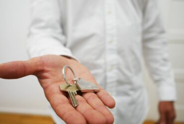 Ofert mieszkań przybywa, ale studenci nie mają łatwiej. Przed rynkiem najmu najgorętszy okres roku 170 ofert-mieszkan-przybywa-ale-studenci-nie-maja-latwiej-przed-rynkiem-najmu-najgoretszy-okres-roku