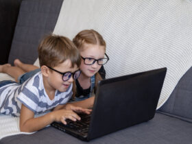 Big Tech pod presją za bezpieczeństwo dzieci. Meta płaci miliardy, Roblox walczy o arbitraż