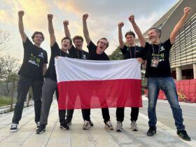 Polski zespół w TOP16 turnieju humanoidów. Najtrudniejsze było przeniesienie AI z symulacji do robota